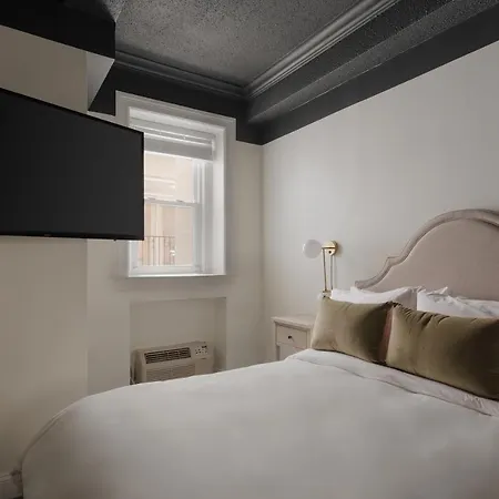Dupont Circle Embassy Inn By Found Washington Exterior foto