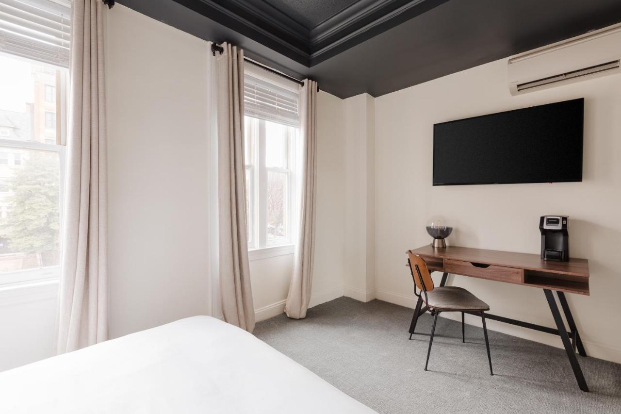 Hotel Dupont Circle Embassy Inn By Found Washington